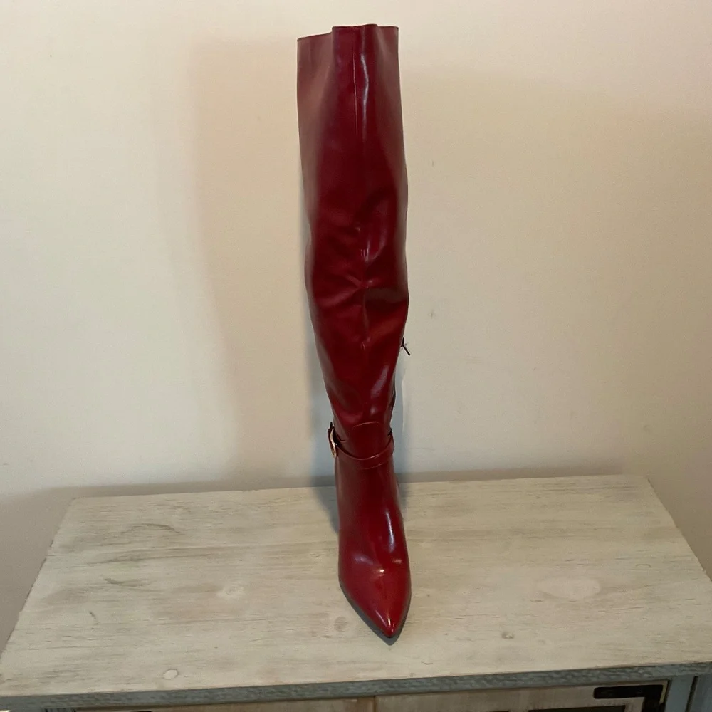 Over the knee boots - Picture 3 of 5
